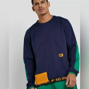 NIKE Sports Men’s Blue Green Colorblock fleece Crewneck SIZE MEDIUM